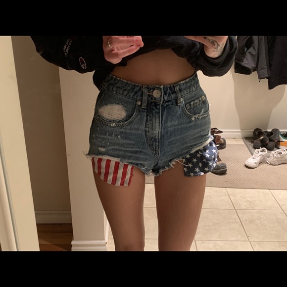 american flag shorts! - Picture 1 of 1